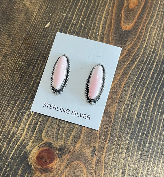 Pink Conch Long Oval Stud Earrings
